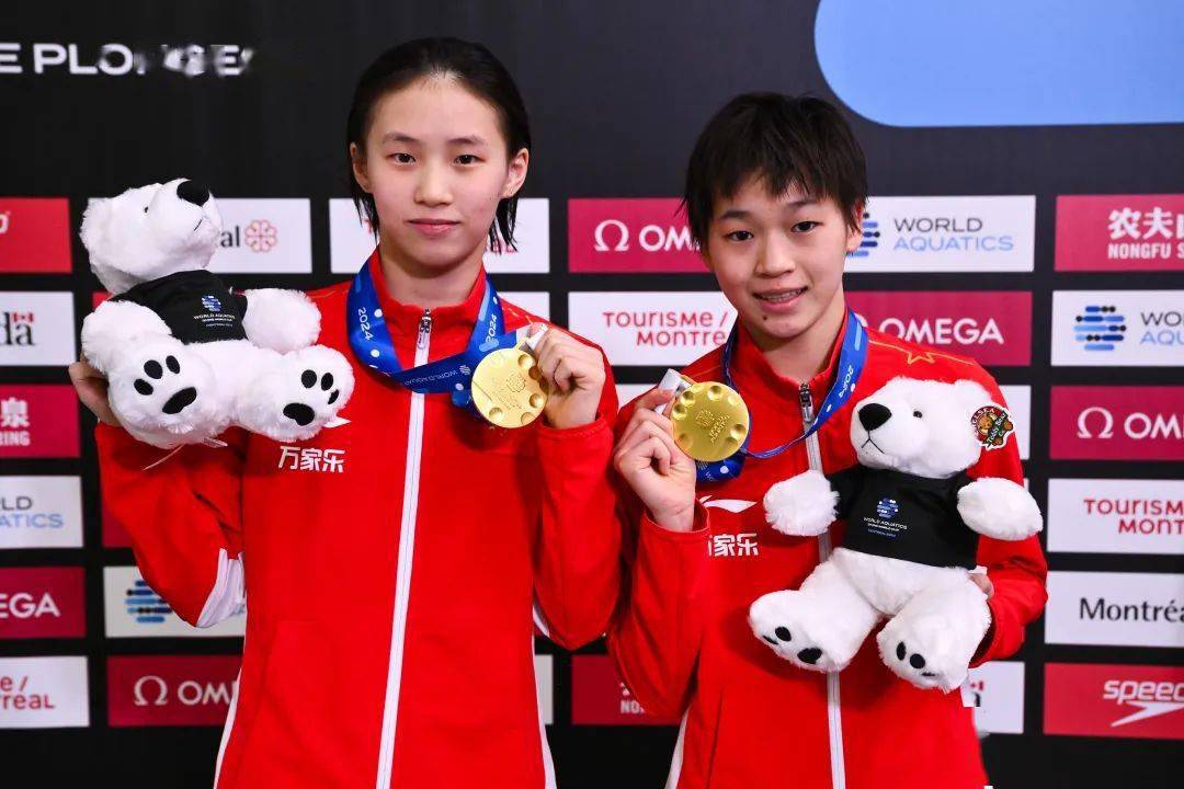 德国游泳选手连夺两枚铜牌，表现抢眼