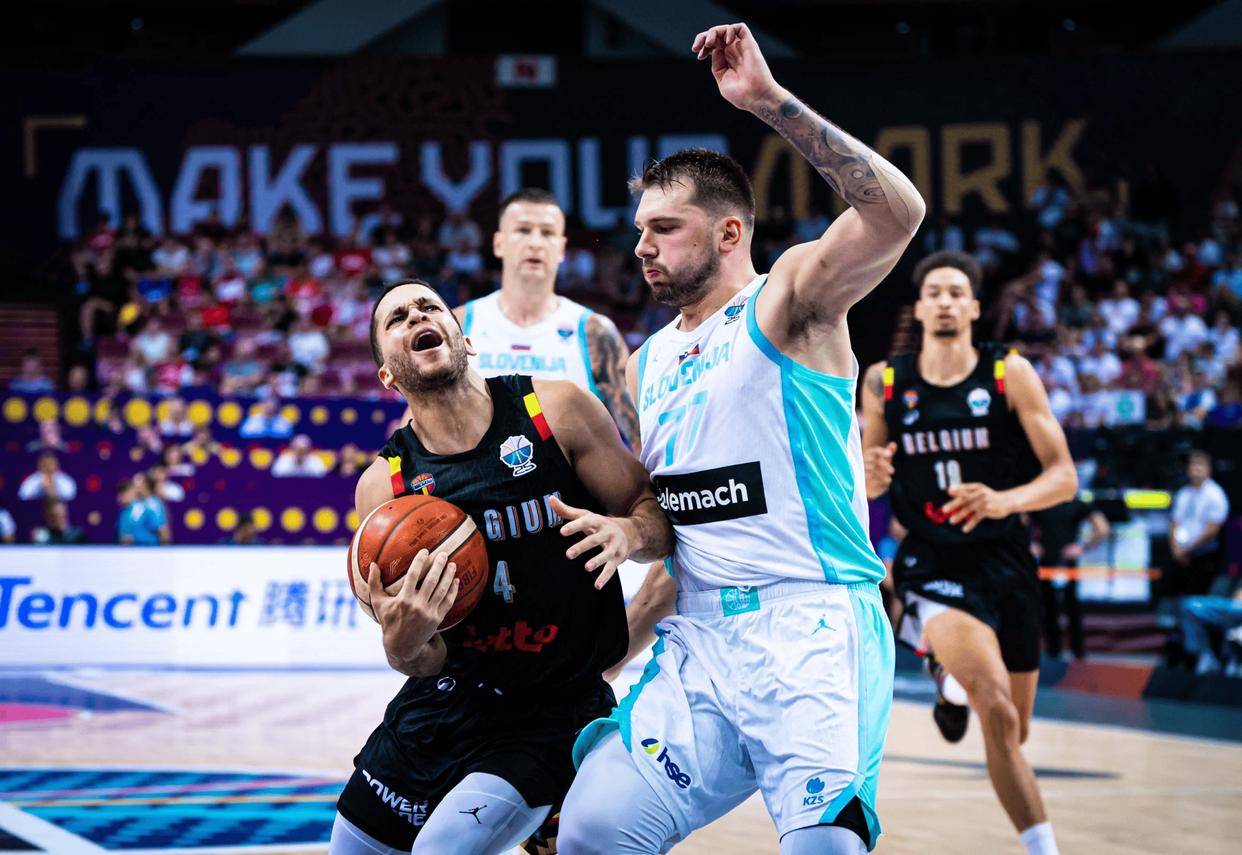 意大利男篮横扫美国，晋级半决赛迎战法国的简单介绍